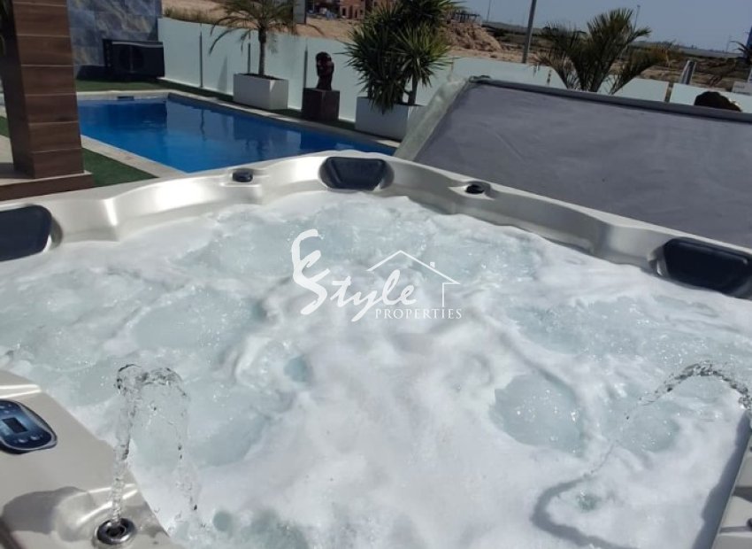 Resale - Villa - Orihuela-Costa - Entre Naranjos Vistabella Golf