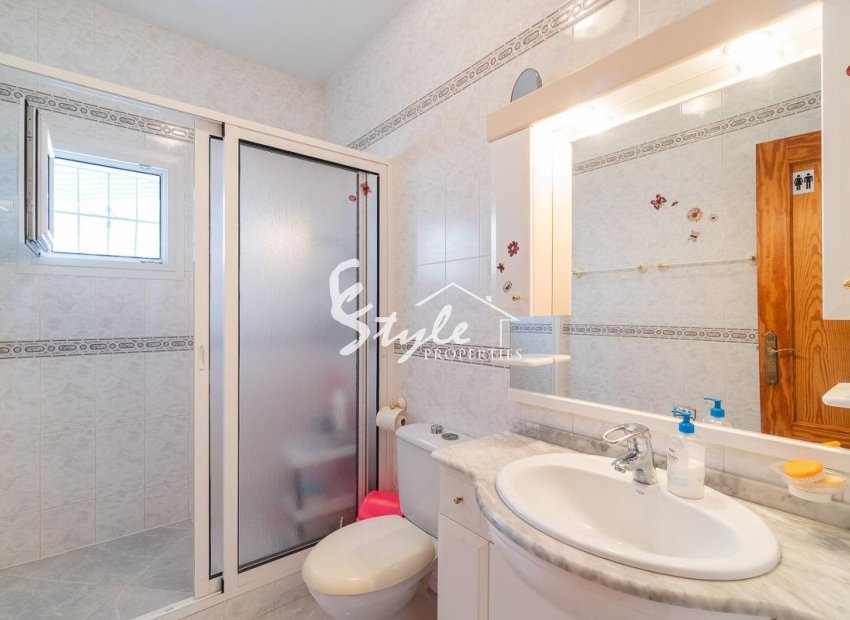 Resale - Villa - Orihuela-Costa - La Florida
