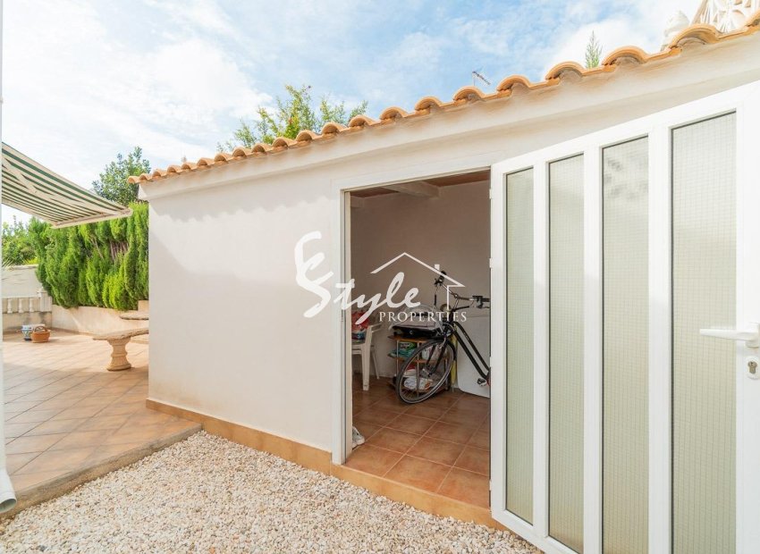 Resale - Villa - Orihuela-Costa - La Florida