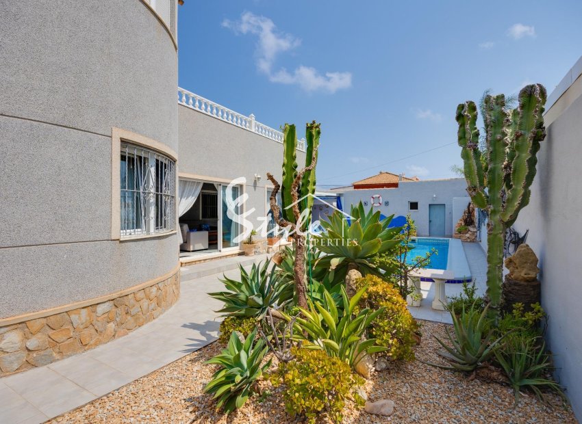 Resale - Villa - Orihuela-Costa - La Regia