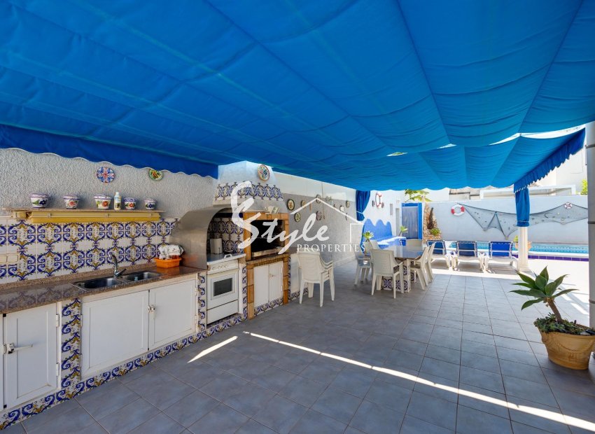 Resale - Villa - Orihuela-Costa - La Regia