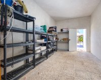 Resale - Villa - Orihuela Costa  - La Zenia