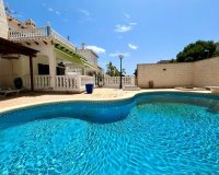 Resale - Villa - Orihuela Costa  - La Zenia