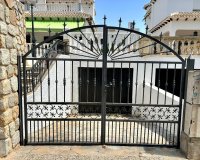 Resale - Villa - Orihuela Costa  - La Zenia