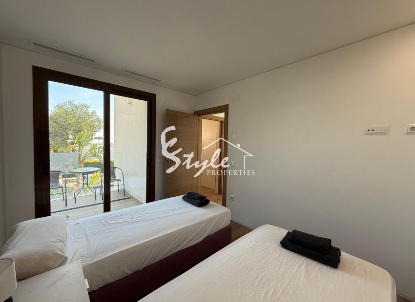 Resale - Villa - Orihuela-Costa - Las Colinas Golf