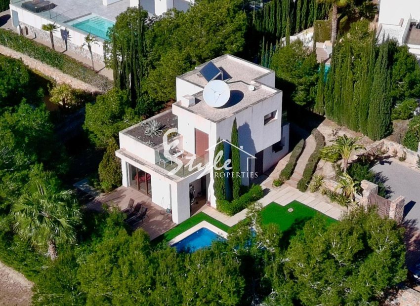 Resale - Villa - Orihuela-Costa - Las Colinas Golf