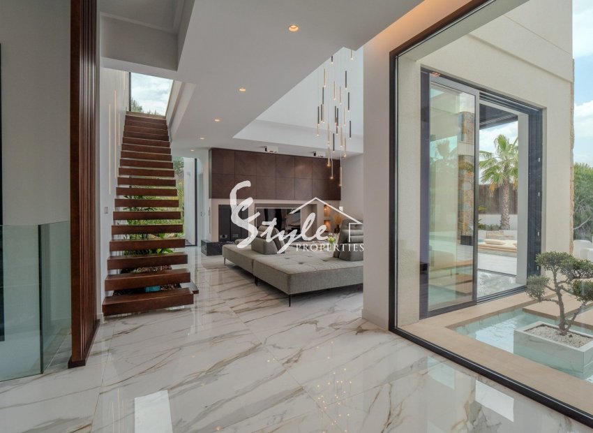 Resale - Villa - Orihuela Costa  - Las Colinas Golf