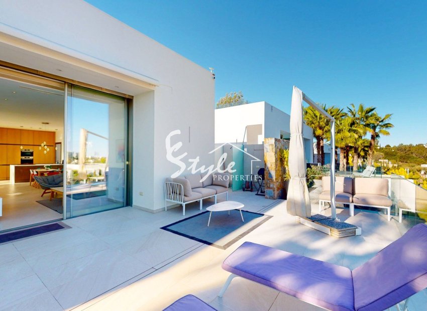 Resale - Villa - Orihuela Costa  - Las Colinas Golf