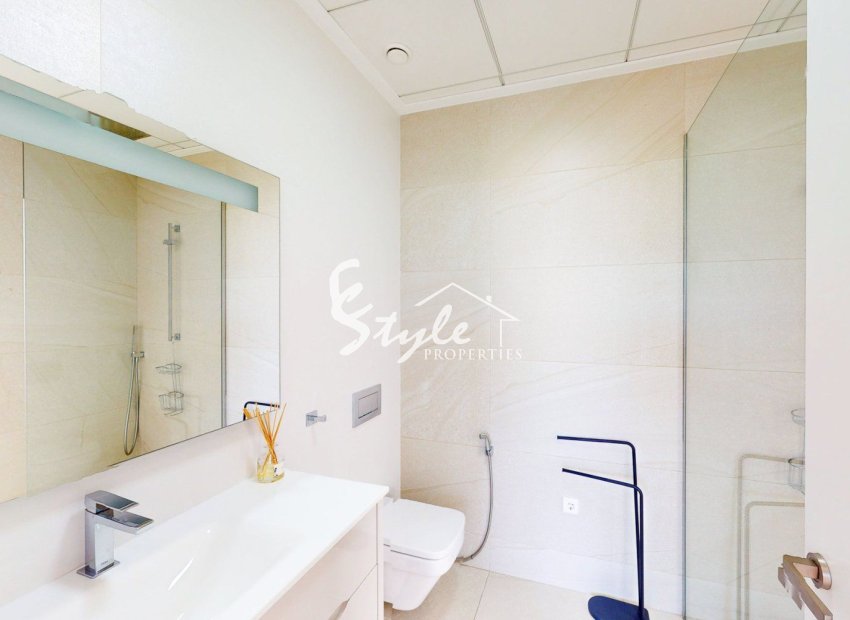 Resale - Villa - Orihuela Costa  - Las Colinas Golf