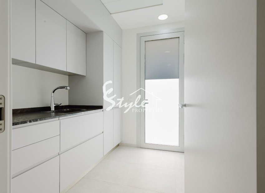 Resale - Villa - Orihuela-Costa - Las Colinas Golf