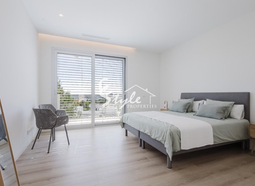 Resale - Villa - Orihuela-Costa - Las Colinas Golf
