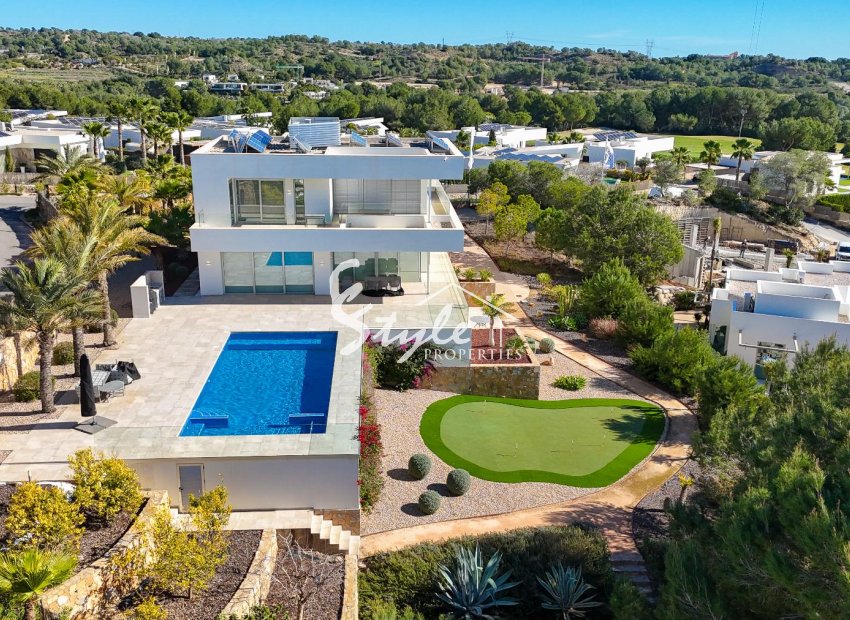 Resale - Villa - Orihuela-Costa - Las Colinas Golf