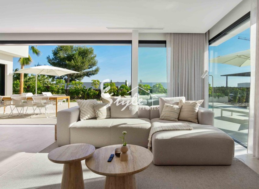 Resale - Villa - Orihuela-Costa - Las Colinas Golf