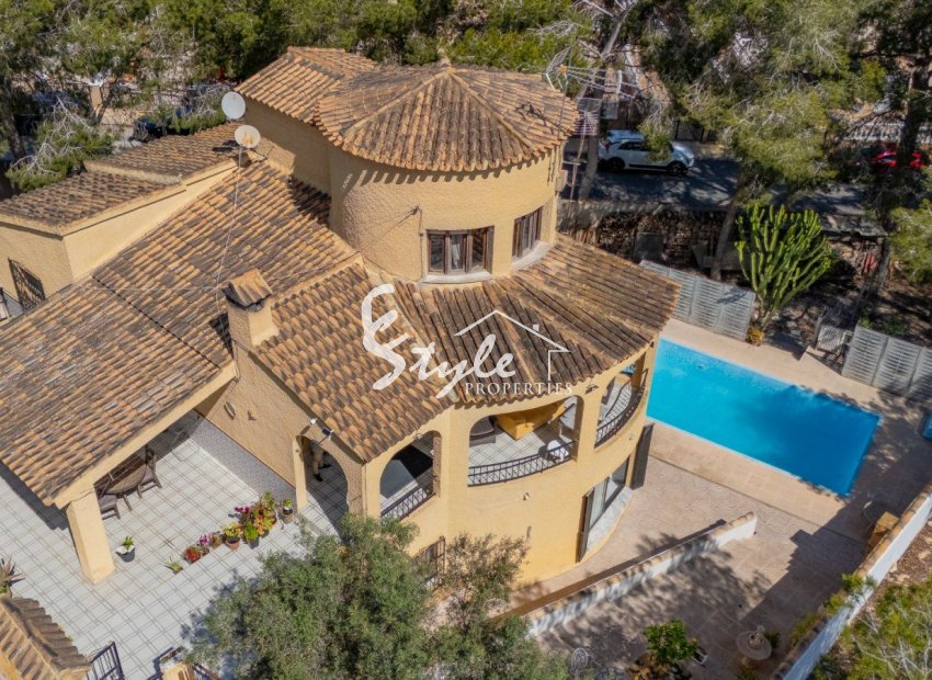 Resale - Villa - Orihuela Costa  - Las Filipinas