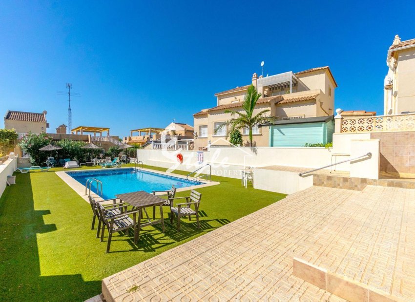 Resale - Villa - Orihuela-Costa - Las Filipinas