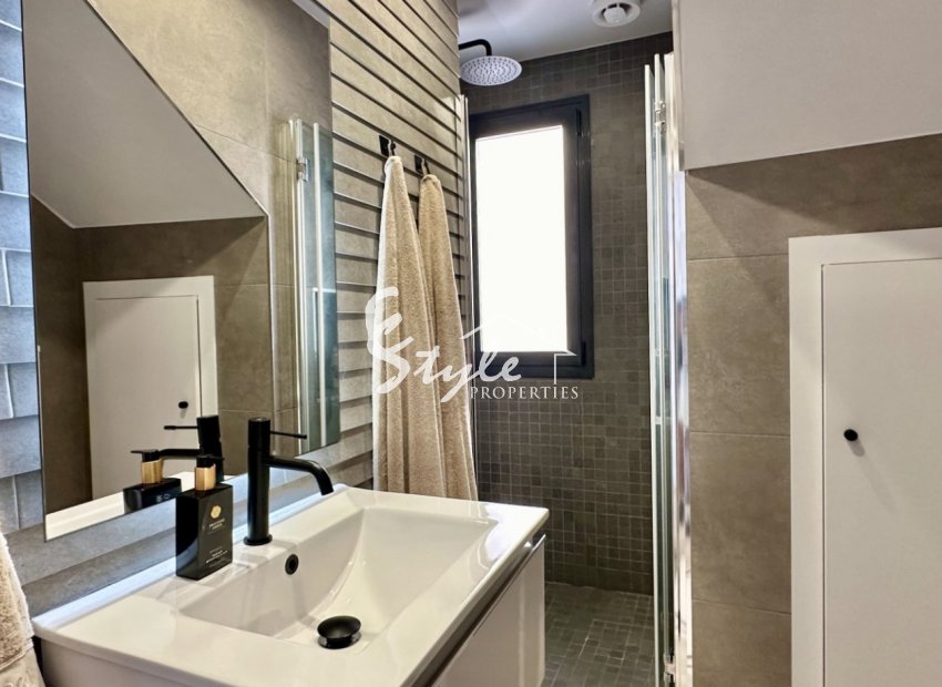 Resale - Villa - Orihuela Costa  - Lomas de Cabo Roig