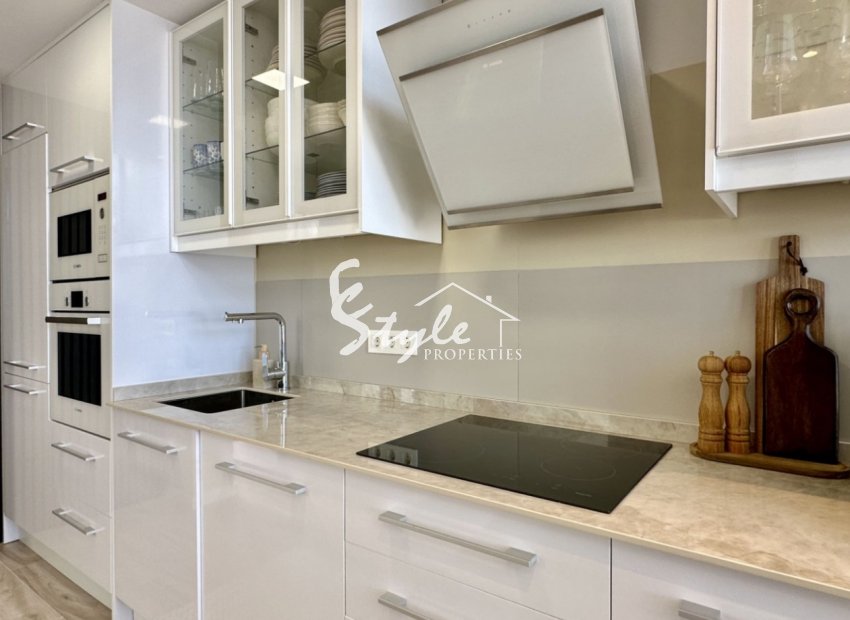 Resale - Villa - Orihuela Costa  - Lomas de Cabo Roig