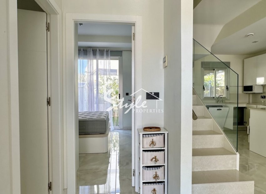 Resale - Villa - Orihuela Costa  - Lomas de Cabo Roig