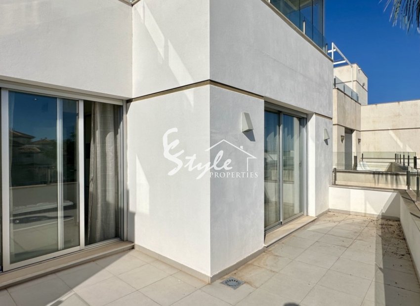 Resale - Villa - Orihuela Costa  - Lomas de Cabo Roig