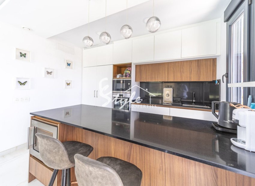 Resale - Villa - Orihuela Costa  - Lomas de Cabo Roig