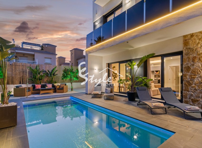 Resale - Villa - Orihuela Costa  - Lomas de Campoamor