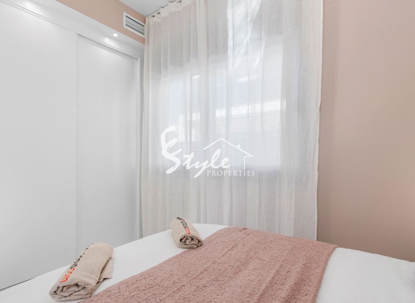 Resale - Villa - Orihuela Costa  - Lomas de Campoamor