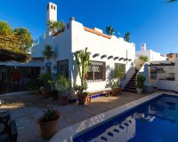 Resale - Villa - Orihuela Costa - Lomas de Don Juan