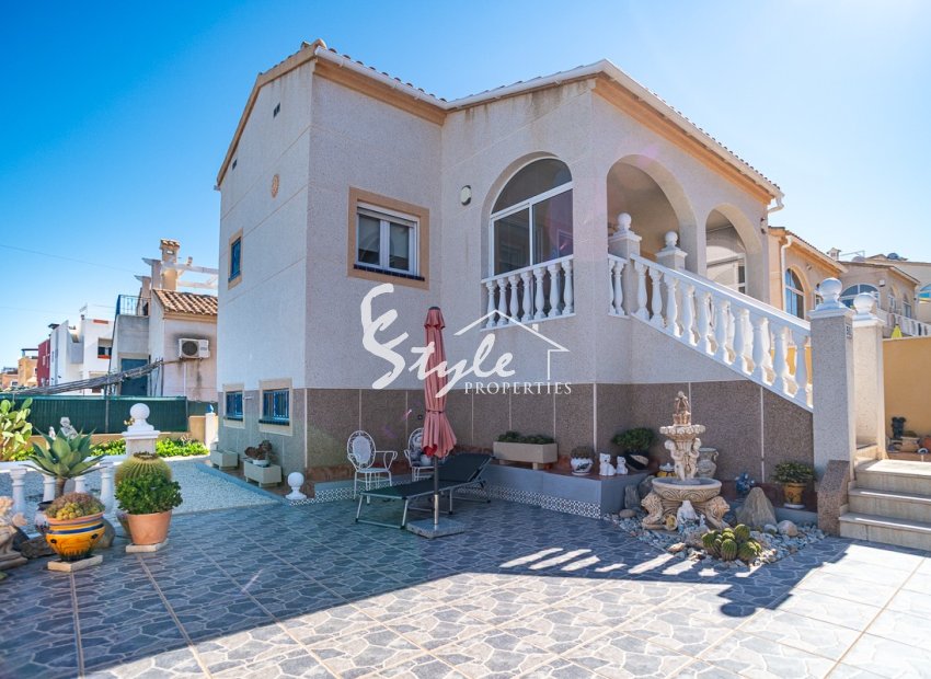 Resale - Villa - Orihuela-Costa - Los Altos