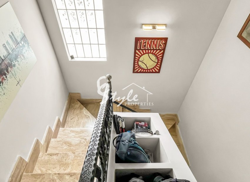 Resale - Villa - Orihuela-Costa - Los Dolses