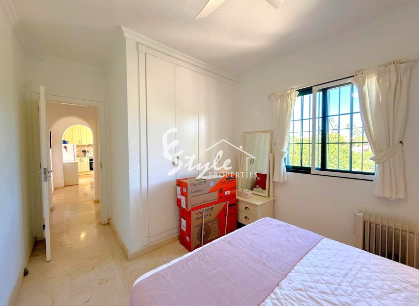 Resale - Villa - Orihuela-Costa - Los Dolses