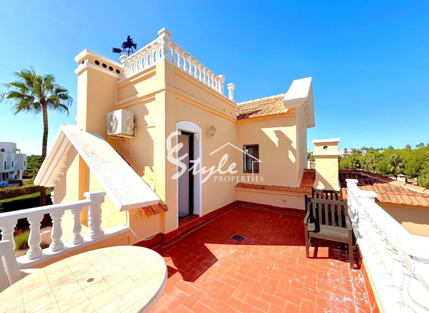 Resale - Villa - Orihuela-Costa - Los Dolses