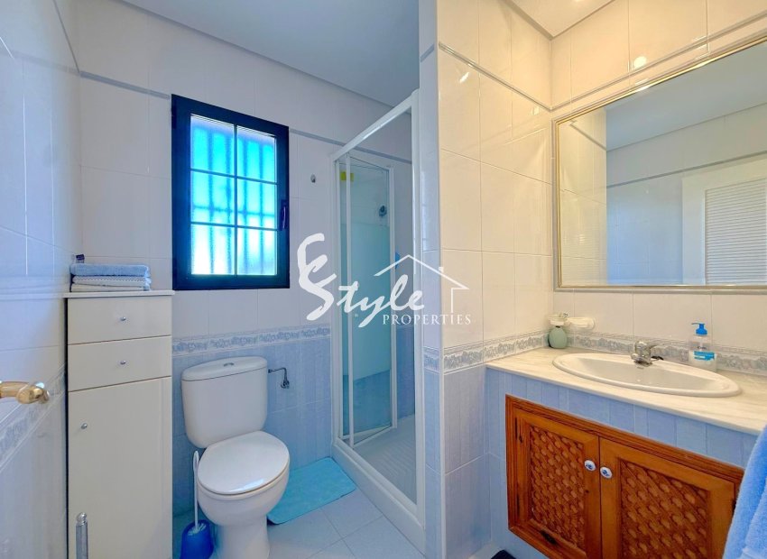 Resale - Villa - Orihuela-Costa - Los Dolses