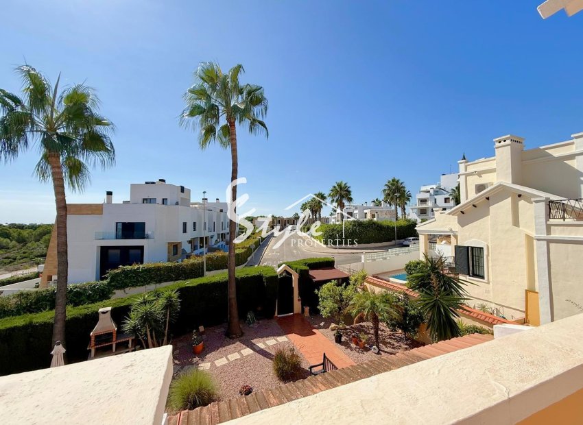 Resale - Villa - Orihuela-Costa - Los Dolses