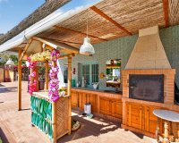 Resale - Villa - Orihuela-Costa - Orihuela Center