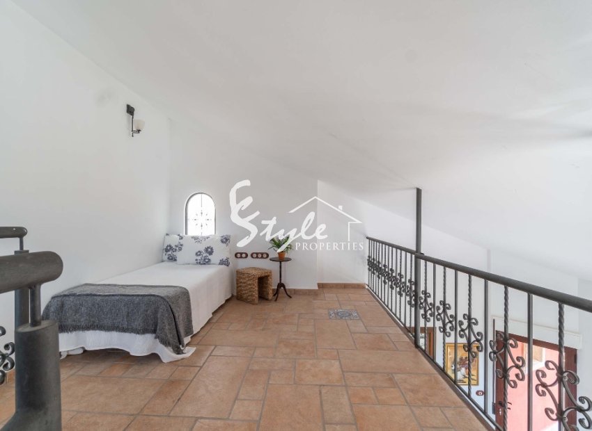 Resale - Villa - Orihuela-Costa - Orihuela Costa