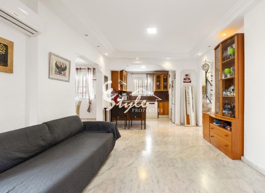 Resale - Villa - Orihuela Costa  - Orihuela Costa