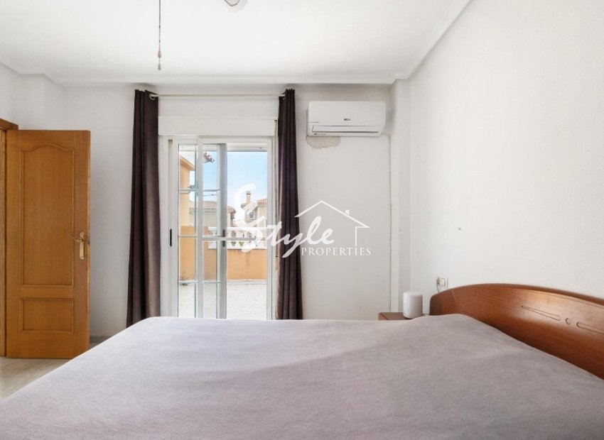 Resale - Villa - Orihuela Costa  - Orihuela Costa