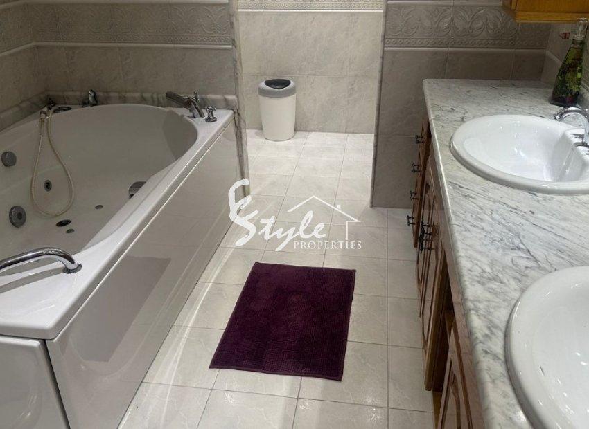 Resale - Villa - Orihuela-Costa - Orihuela