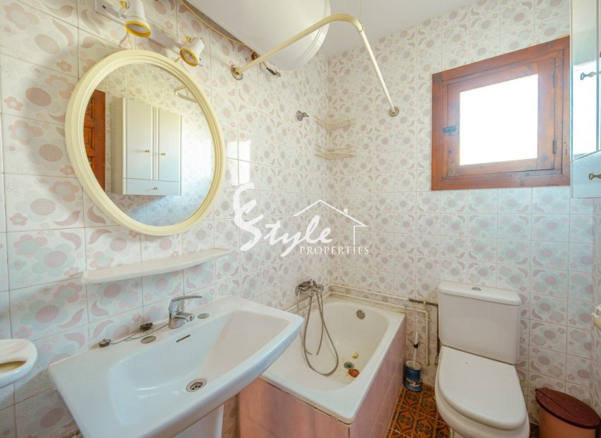 Resale - Villa - Orihuela Costa  - Playa Flamenca