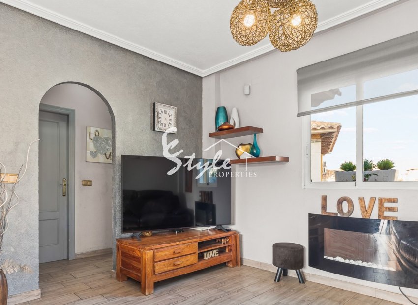 Resale - Villa - Orihuela Costa  - Playa Flamenca