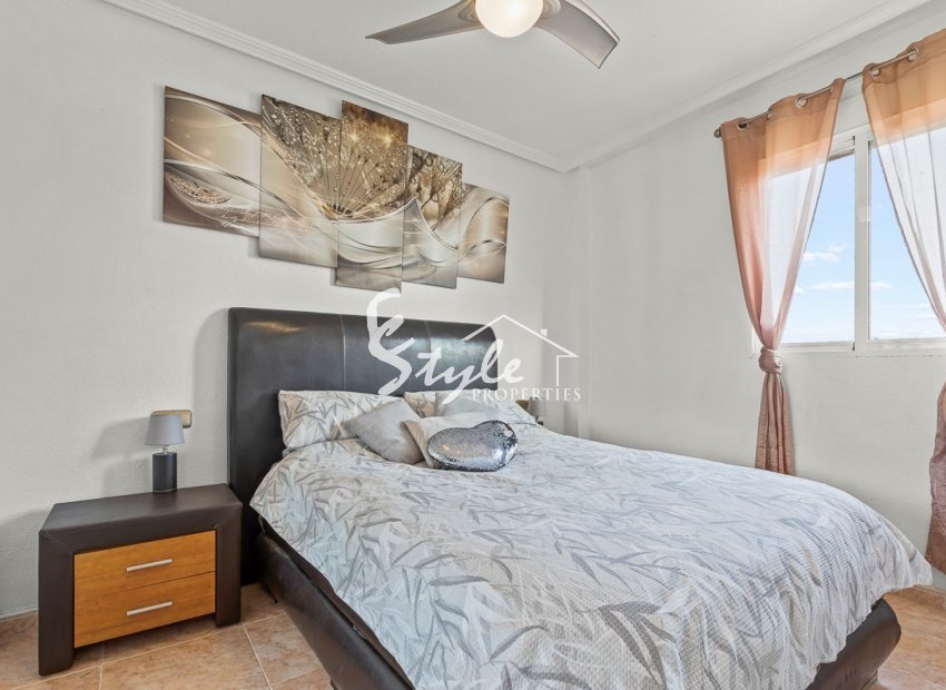 Resale - Villa - Orihuela Costa  - Playa Flamenca