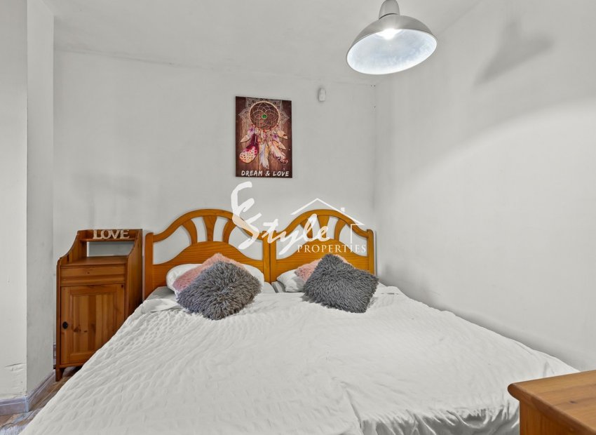 Resale - Villa - Orihuela Costa  - Playa Flamenca