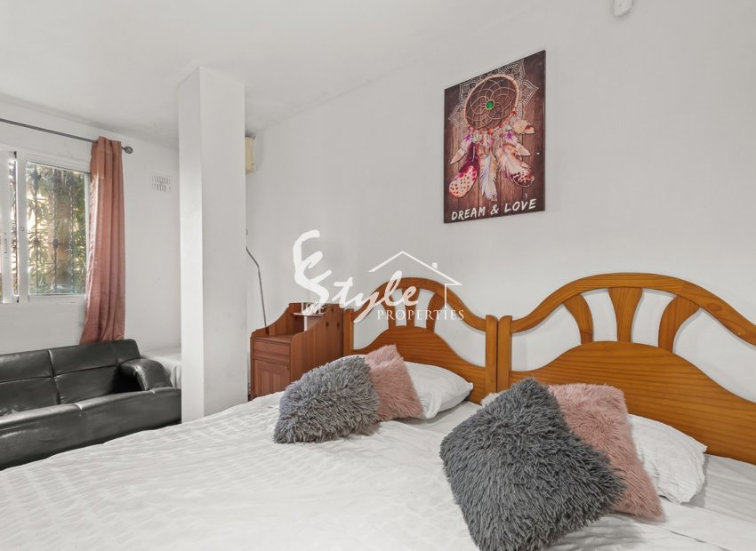 Resale - Villa - Orihuela Costa  - Playa Flamenca