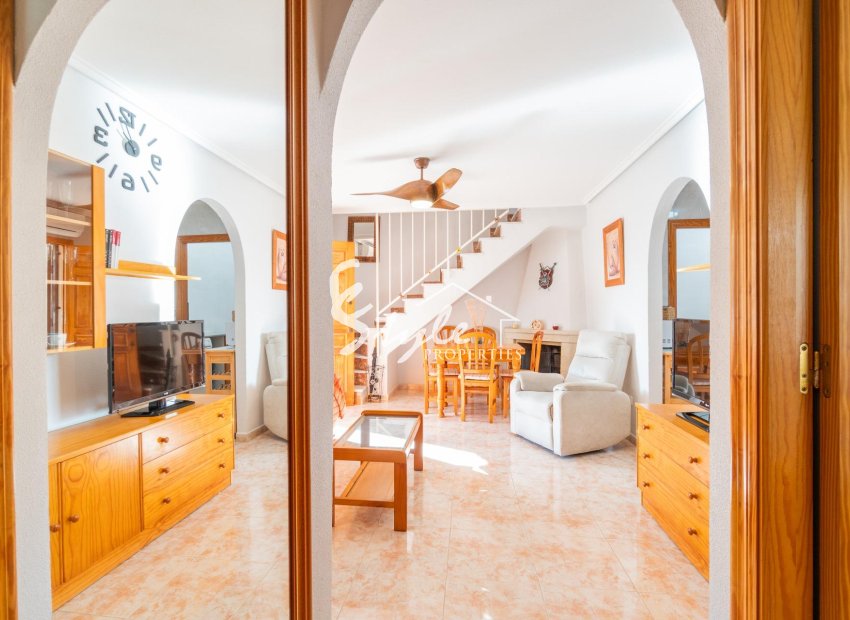 Resale - Villa - Orihuela Costa  - Playa Flamenca