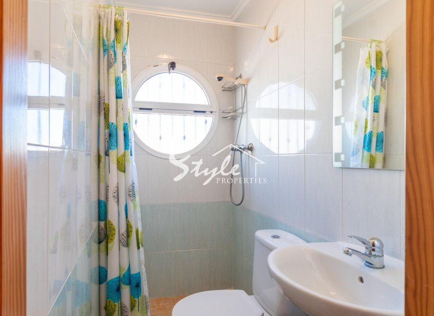 Resale - Villa - Orihuela Costa  - Playa Flamenca