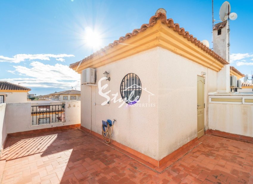 Resale - Villa - Orihuela Costa  - Playa Flamenca