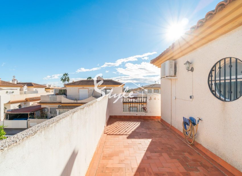 Resale - Villa - Orihuela Costa  - Playa Flamenca