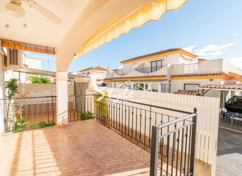 Resale - Villa - Orihuela Costa  - Playa Flamenca