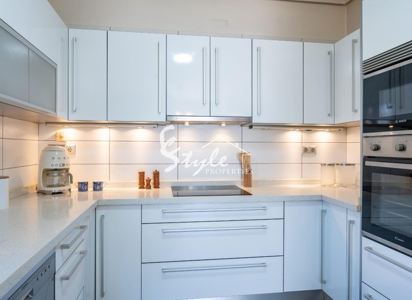 Resale - Villa - Orihuela-Costa - Playa Flamenca