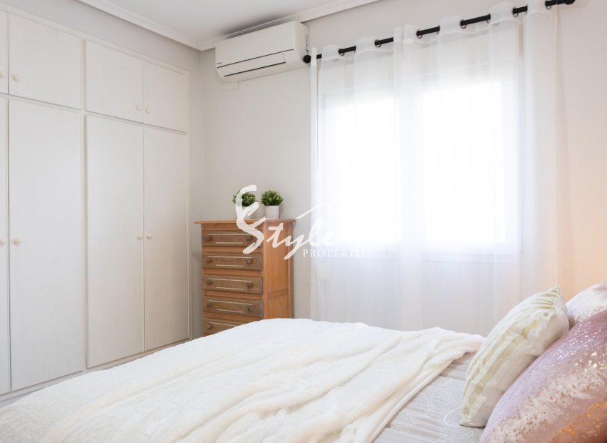 Resale - Villa - Orihuela-Costa - Playa Flamenca